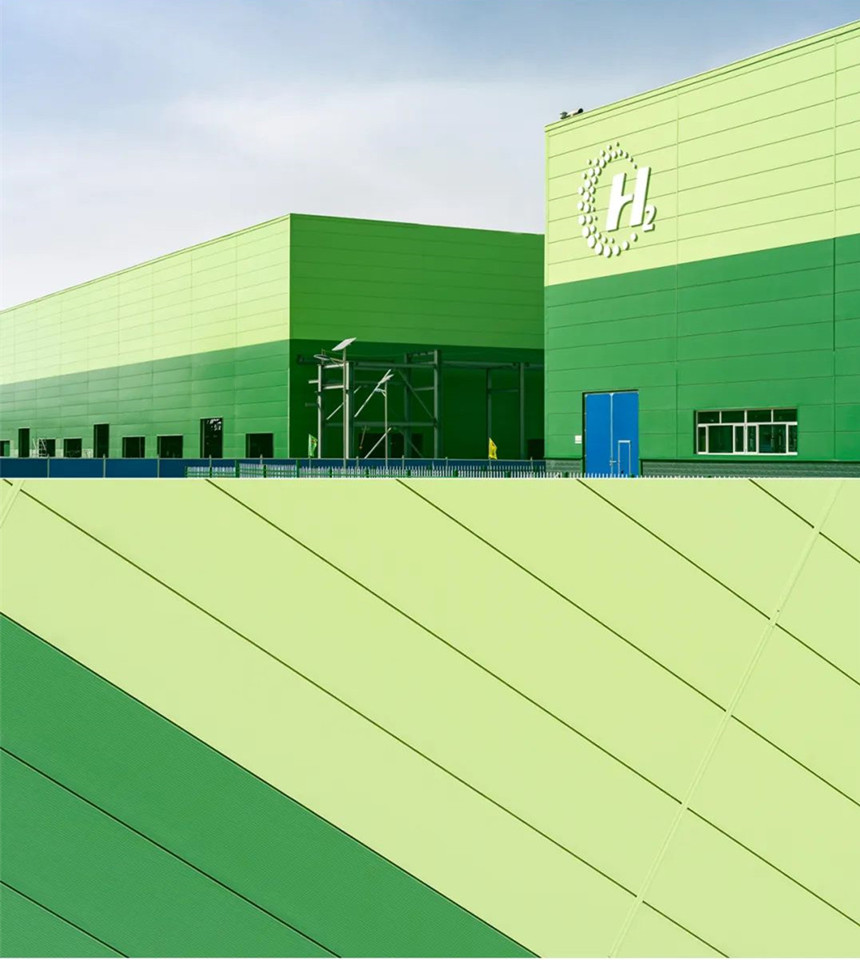 зеленое здание