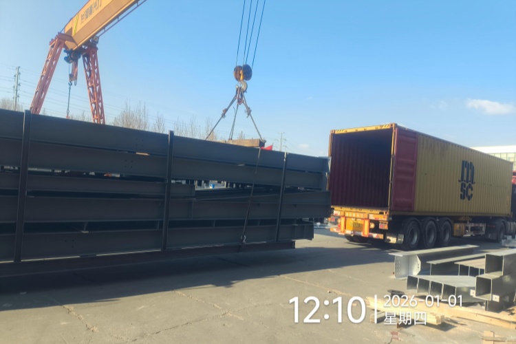 погрузка металлоконструкций