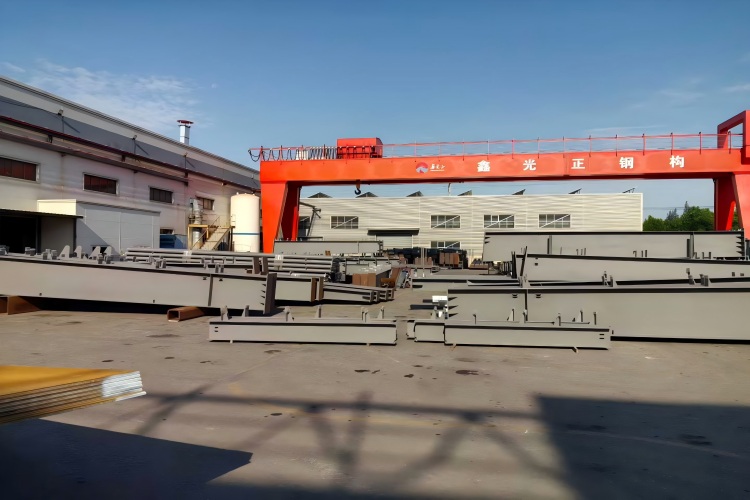 склад стальных конструкций, завод