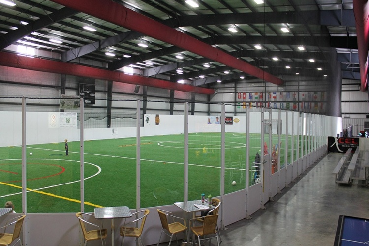 Внутреннее футбольное здание