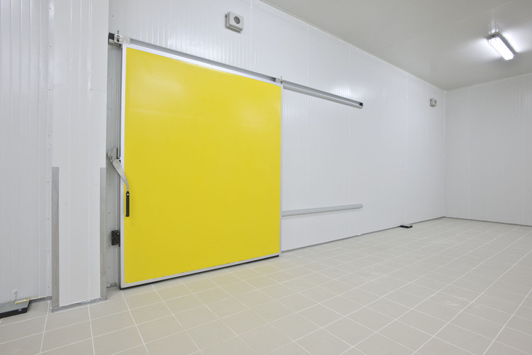 холодная комната