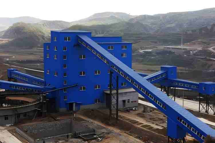 здание из стальной конструкции