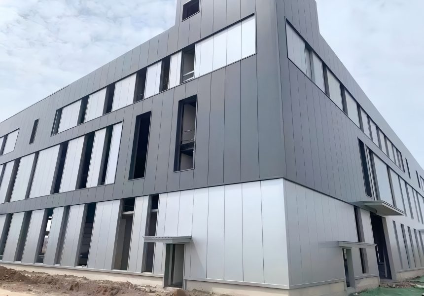 склад металлических панелей