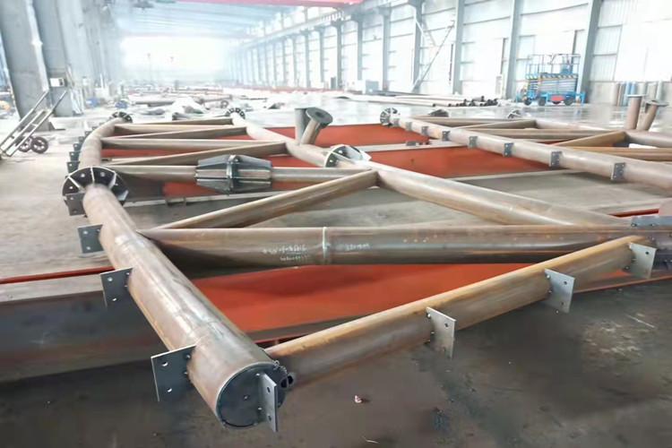 изогнутая структура