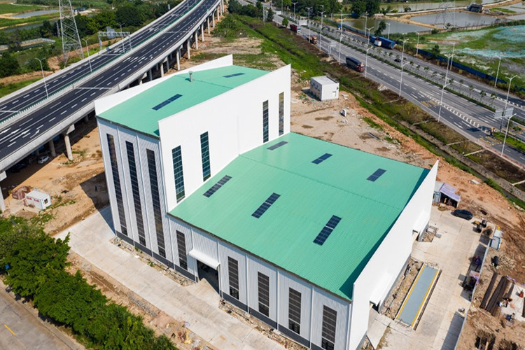 Мастерская высотой 30 м